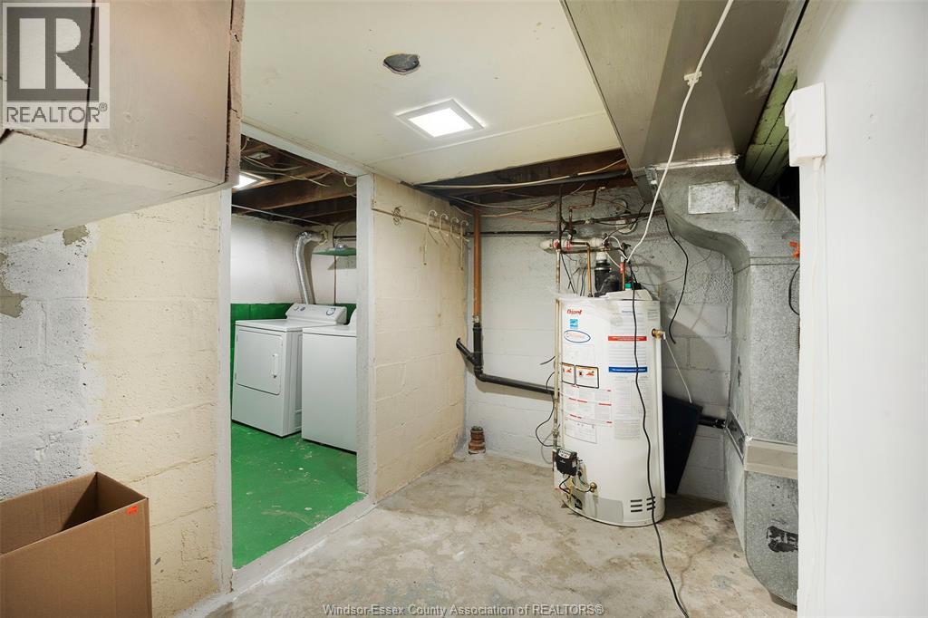 986 Eastlawn Avenue Property Photo 17