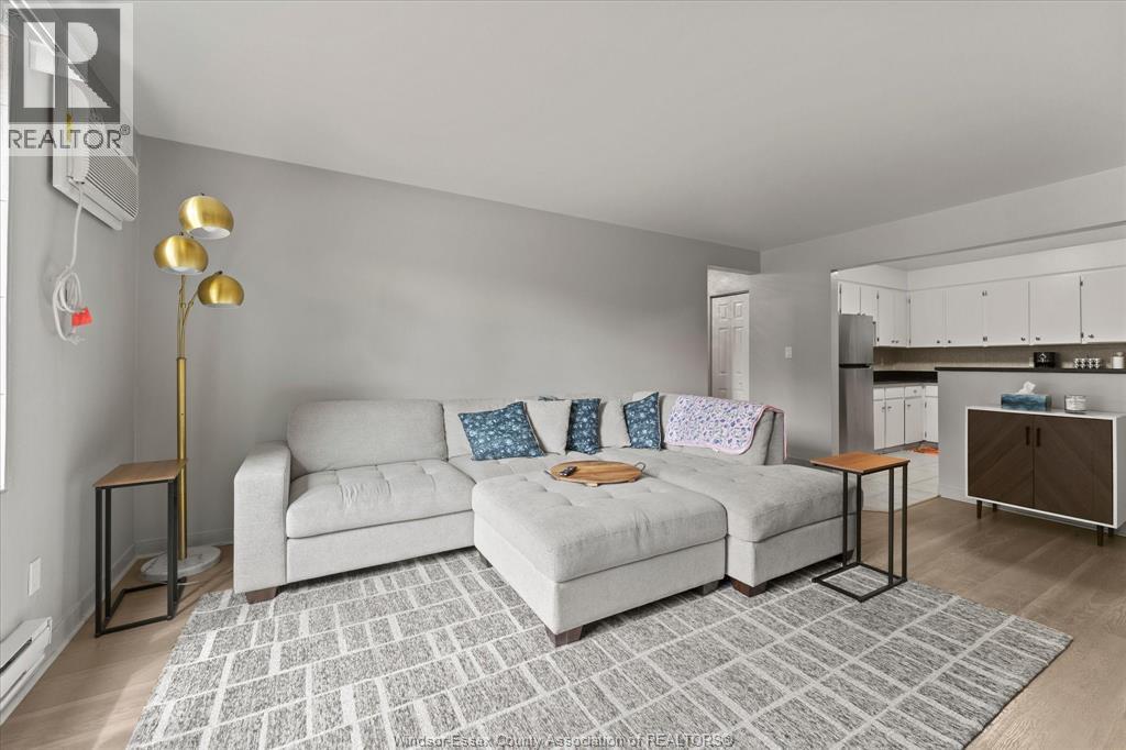 1160 Howard Unit# 201 Property Photo 6