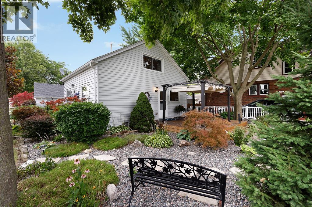 58 Laird Avenue Property Photo 6