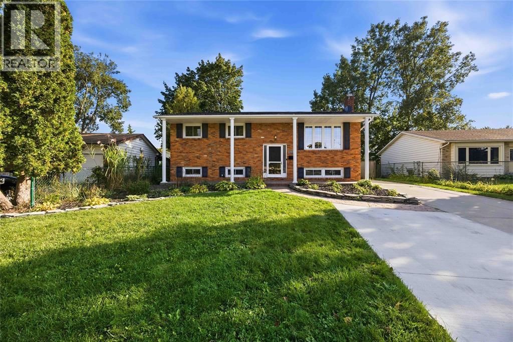 409 Huxley Avenue Property Photo 1