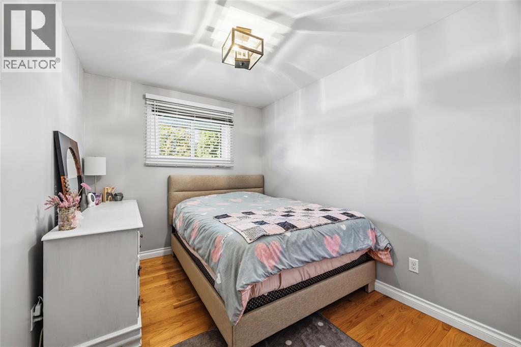 409 Huxley Avenue Property Photo 18