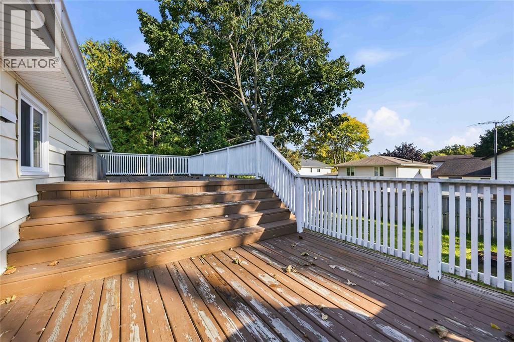 409 Huxley Avenue Property Photo 32