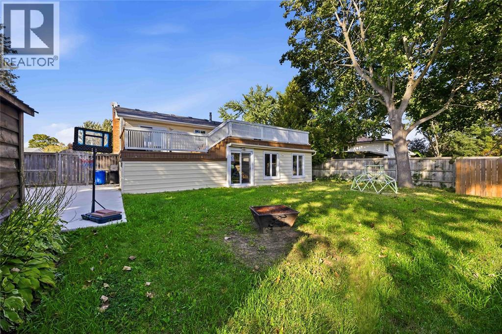 409 Huxley Avenue Property Photo 38