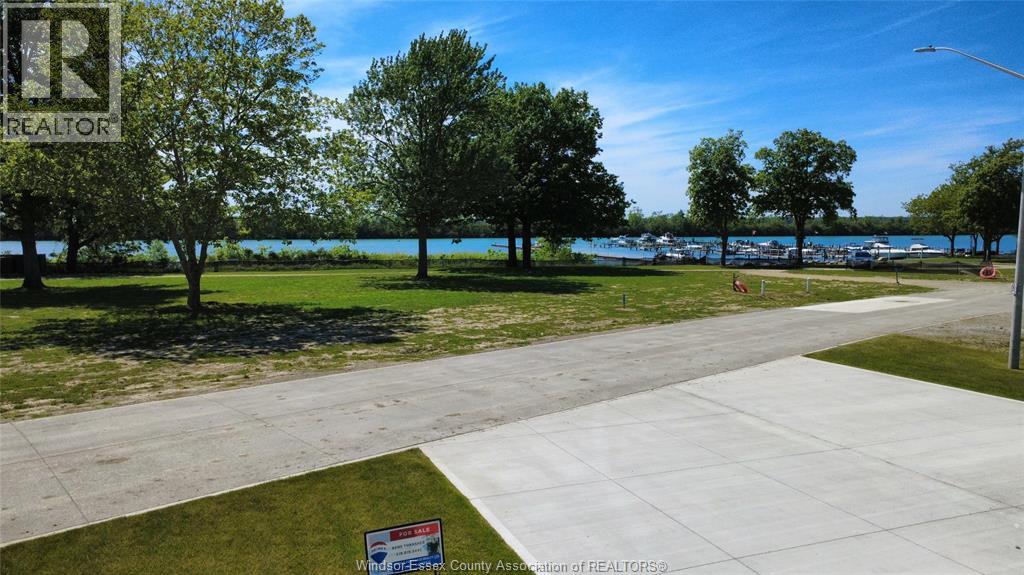 195 Bois Blanc Boulevard Property Photo 18