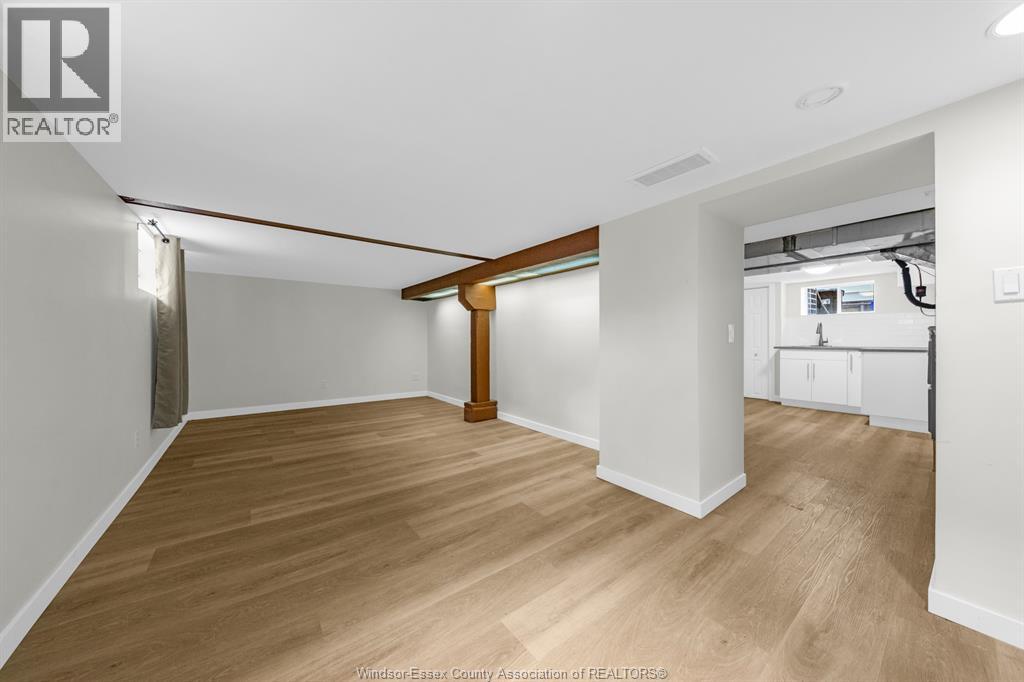 427 Cameron Property Photo 29