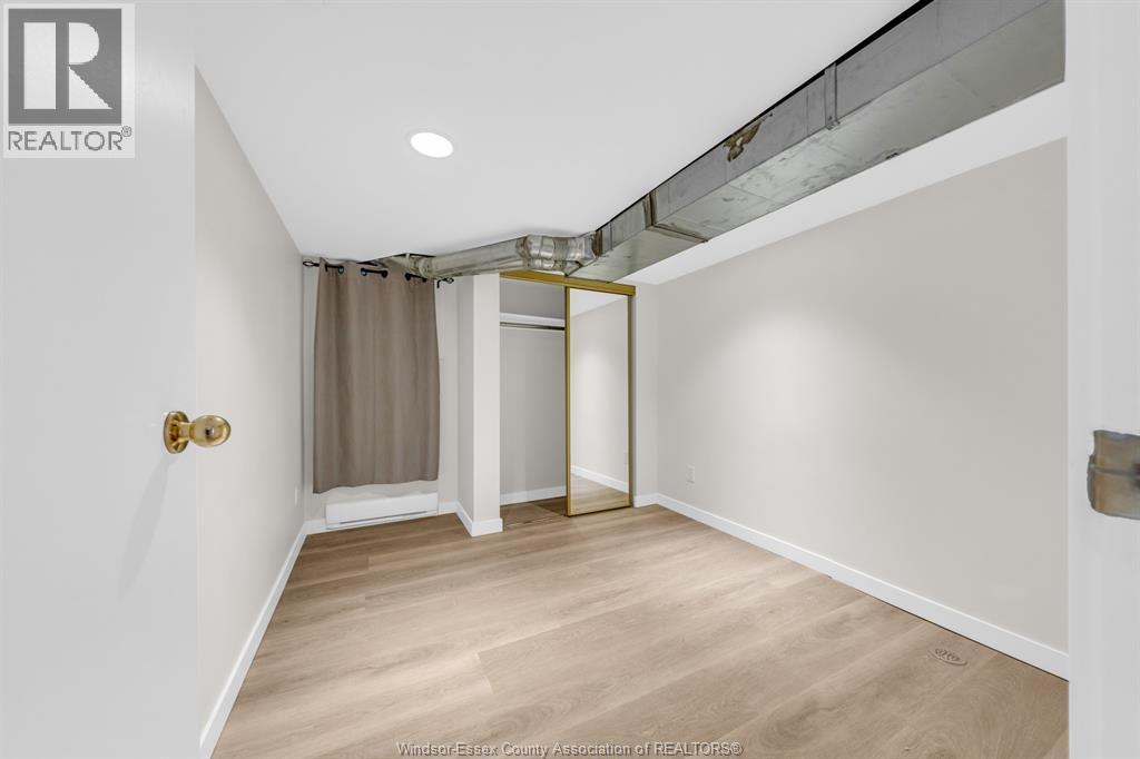 427 Cameron Property Photo 32