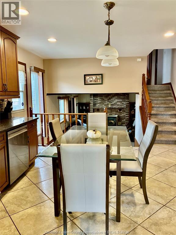 3596 Hemlock Property Photo 7