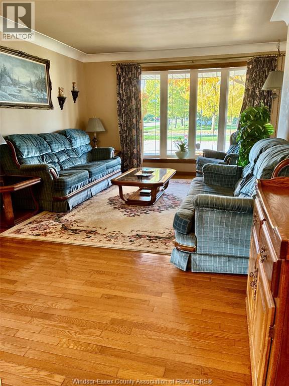 3596 Hemlock Property Photo 16