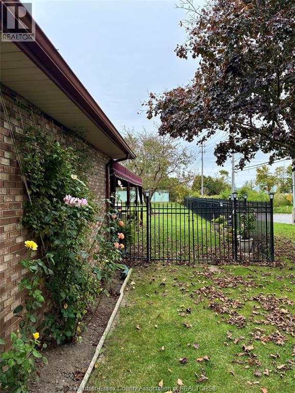 3596 Hemlock Avenue Property Photo 2