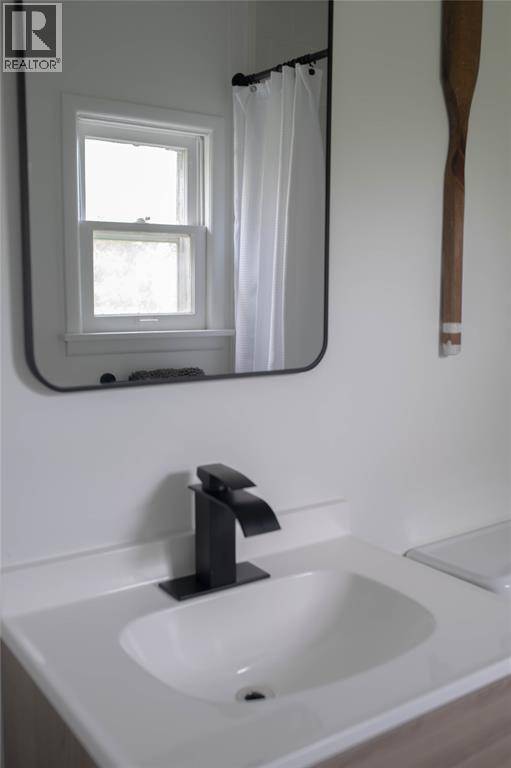 7424 Lakeshore Road Property Photo 21