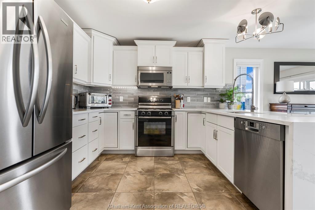 430 Twilight Trail Property Photo 9