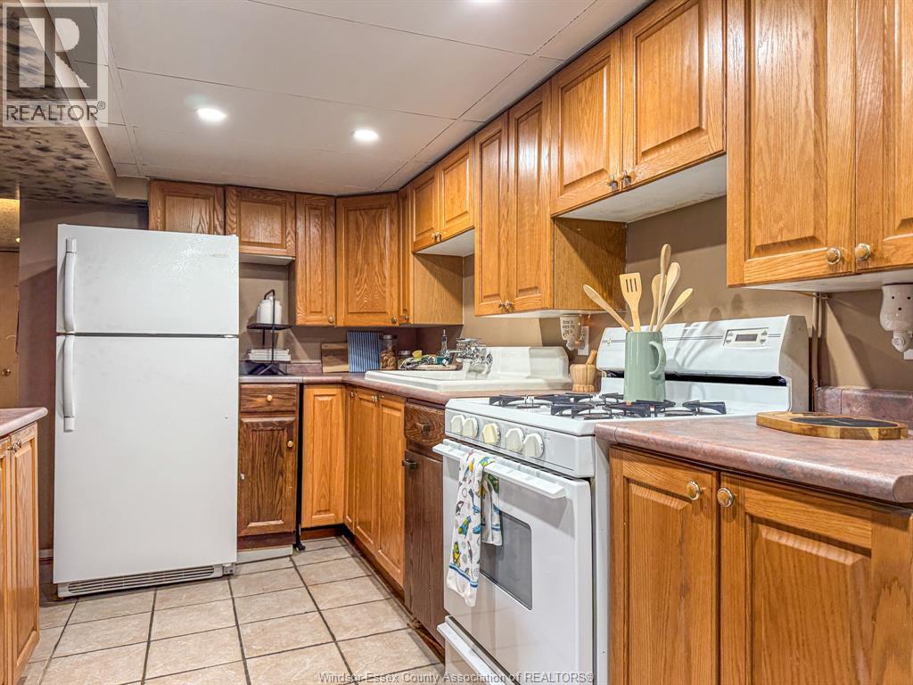 2270 Lillian Property Photo 41
