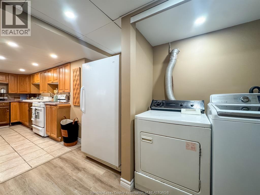 2270 Lillian Property Photo 43