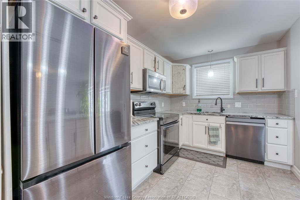 2920 Robillard Crescent Property Photo 12