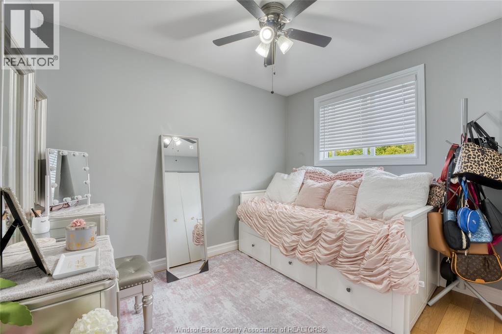 2920 Robillard Crescent Property Photo 18
