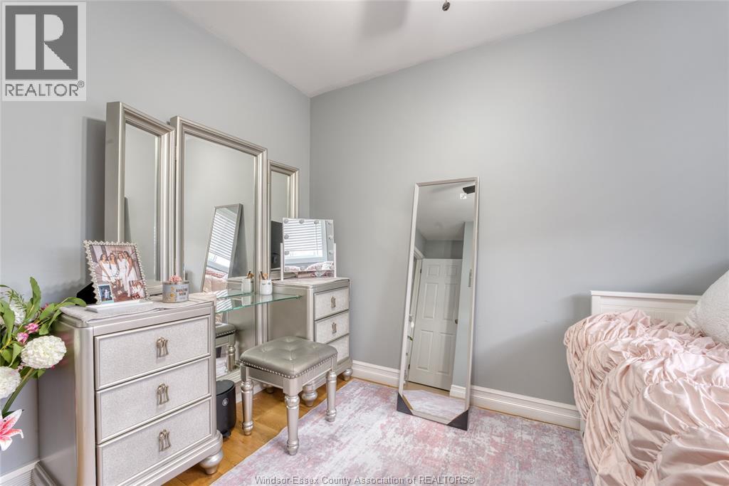 2920 Robillard Crescent Property Photo 19