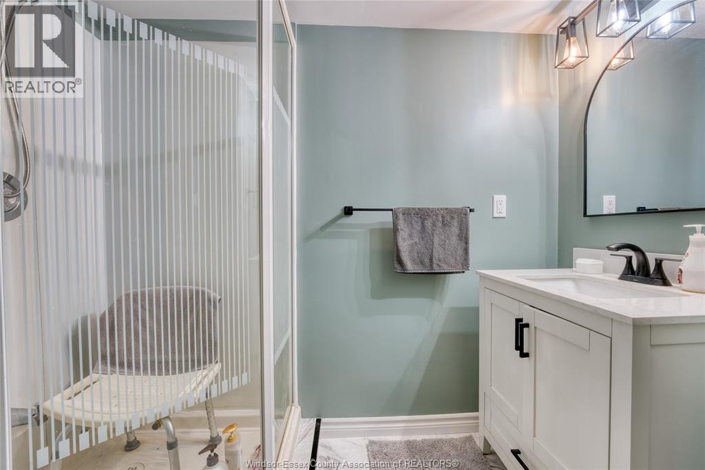 2920 Robillard Crescent Property Photo 26