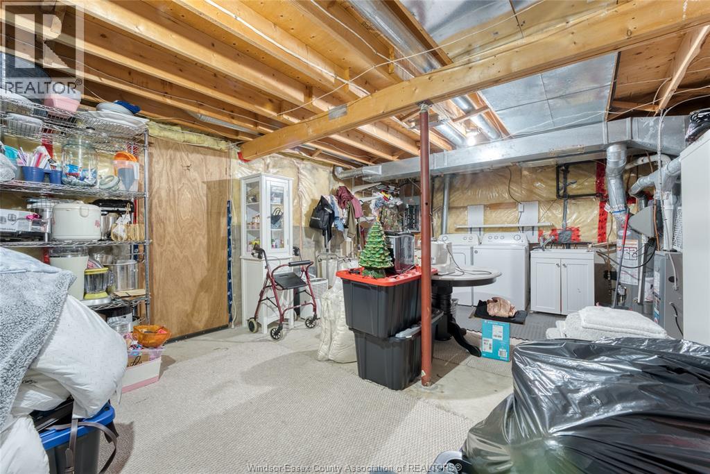 2920 Robillard Crescent Property Photo 28