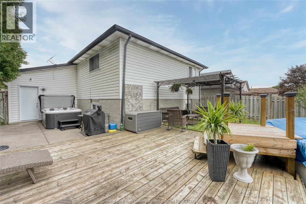 2920 Robillard Crescent Property Photo 38