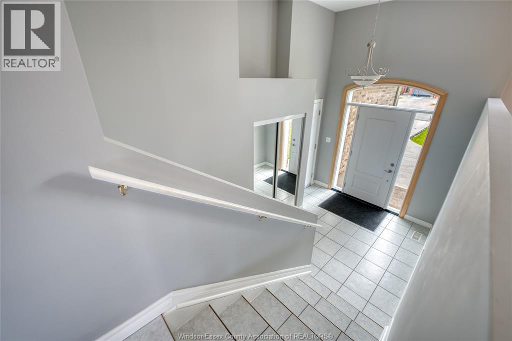 879 Westwood Property Photo 7