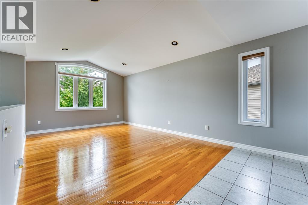 879 Westwood Property Photo 9
