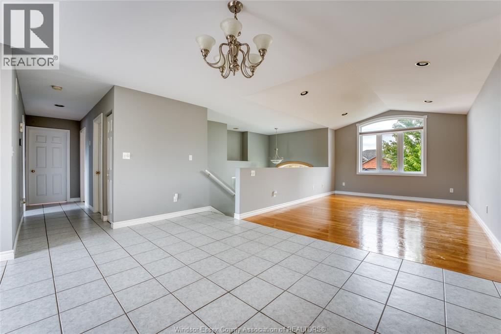 879 Westwood Property Photo 10