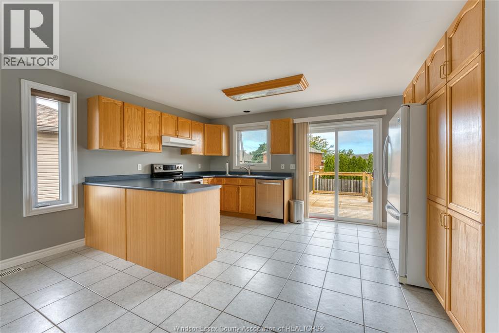879 Westwood Property Photo 14