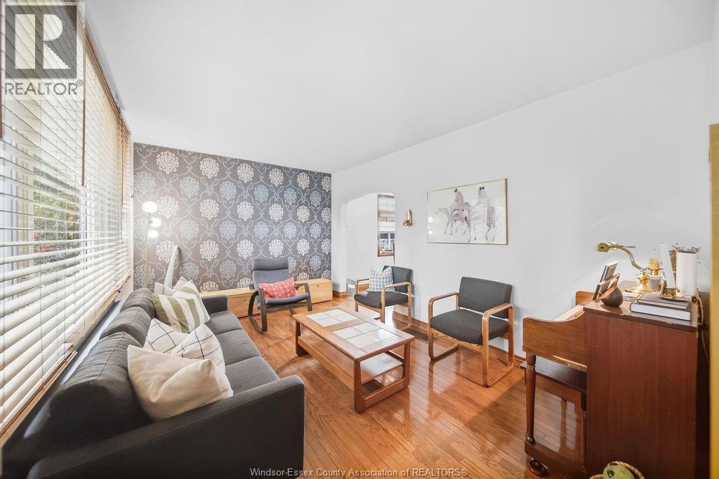 1844 Durham Place Property Photo 4