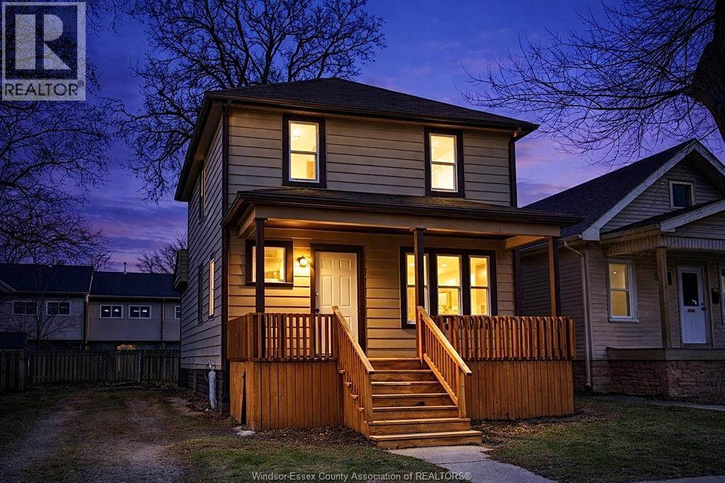 3463 HARRIS STREET Property Photo 1