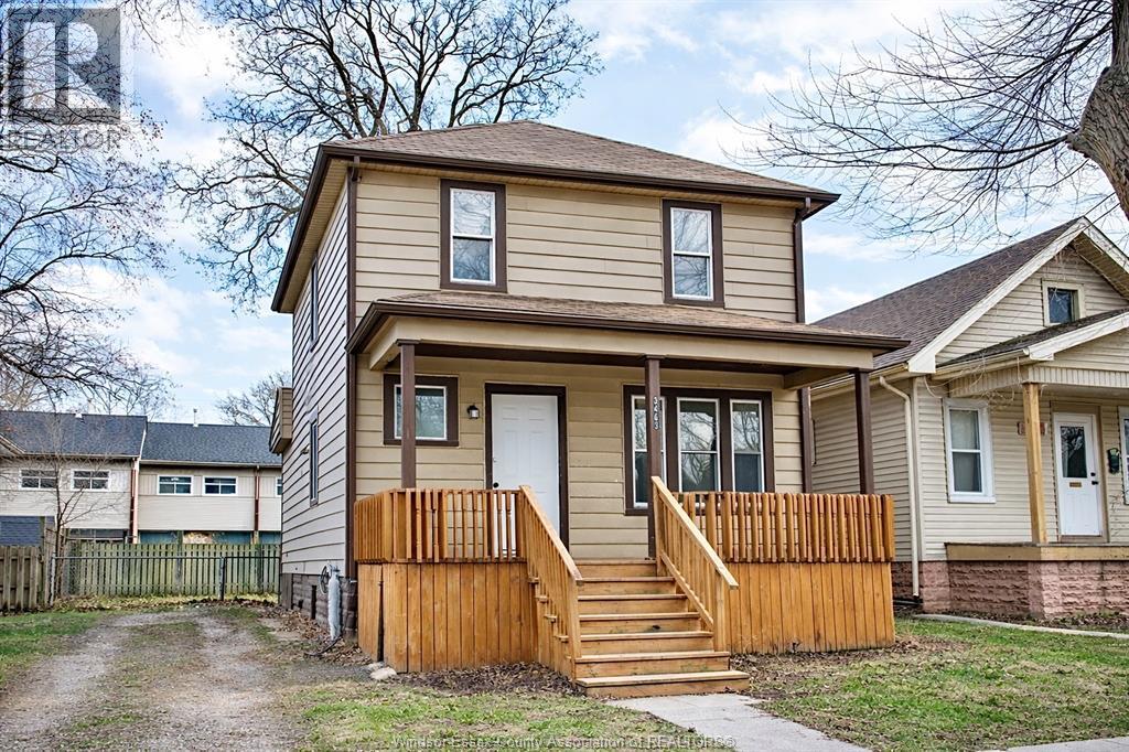 3463 Harris Street Property Photo 2