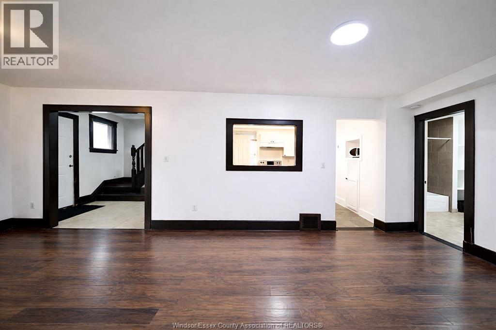 3463 Harris Street Property Photo 9