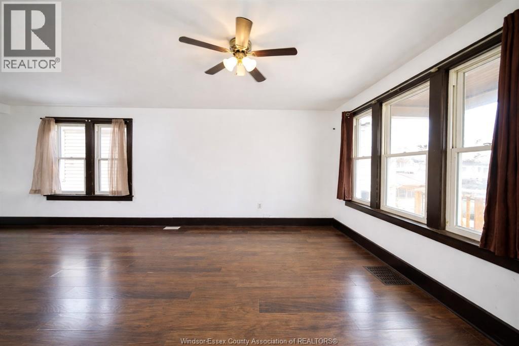 3463 Harris Street Property Photo 11