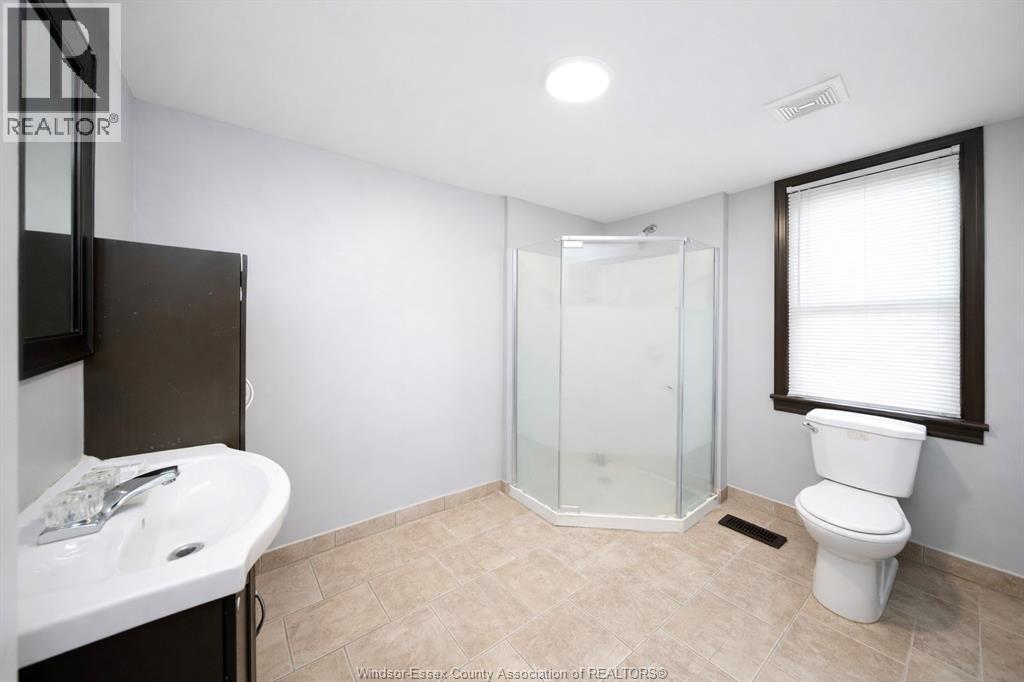 3463 Harris Street Property Photo 18