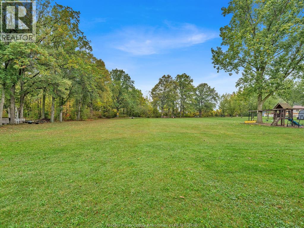 8520 Middle Sideroad Property Photo 37