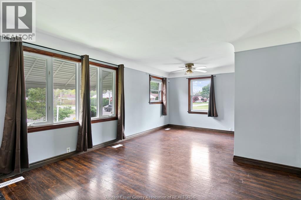 3200 Longfellow Avenue Property Photo 2