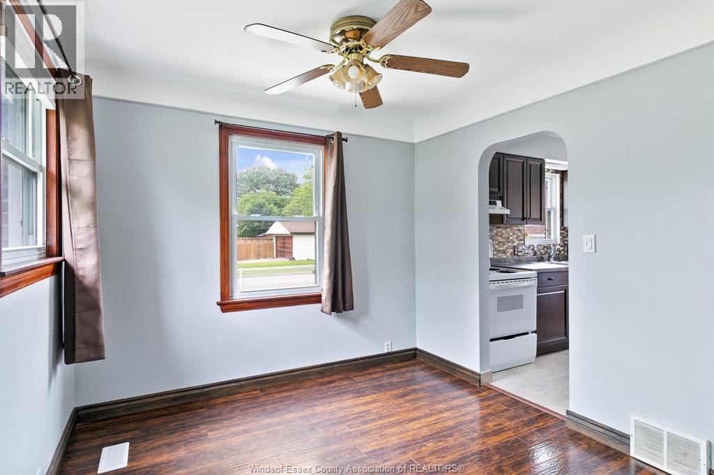 3200 Longfellow Avenue Property Photo 3