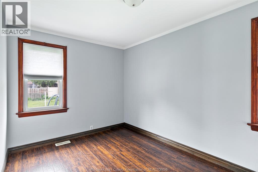 3200 Longfellow Avenue Property Photo 8