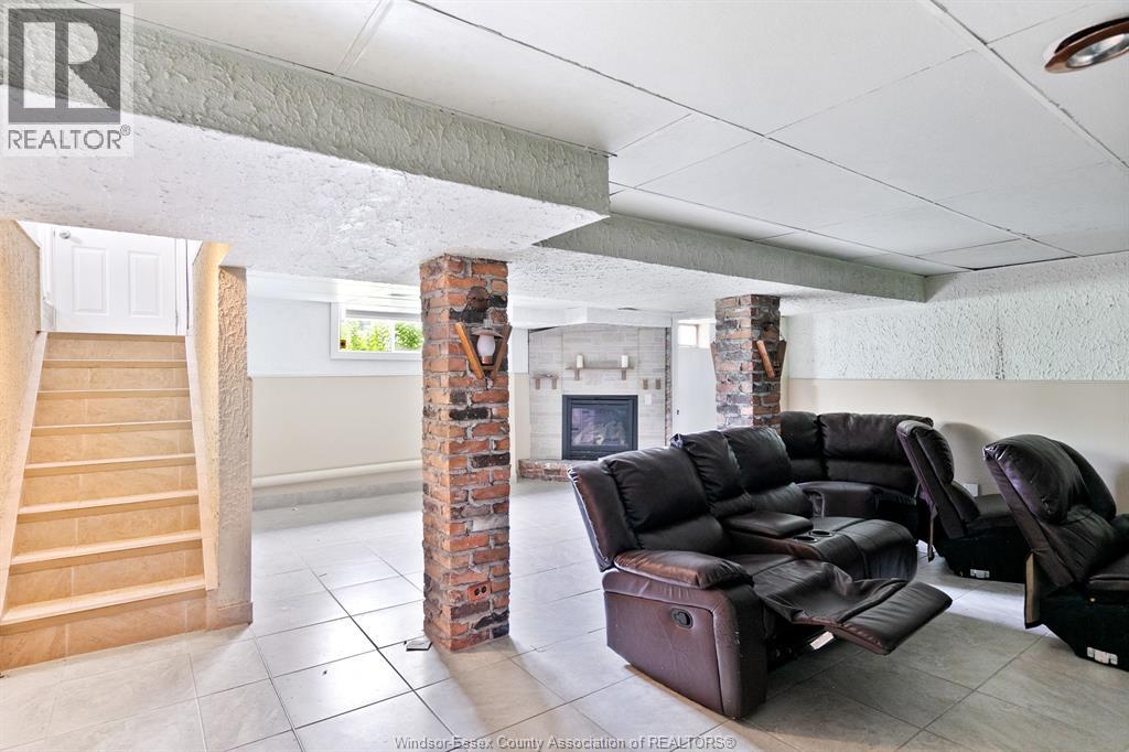 3200 Longfellow Avenue Property Photo 11