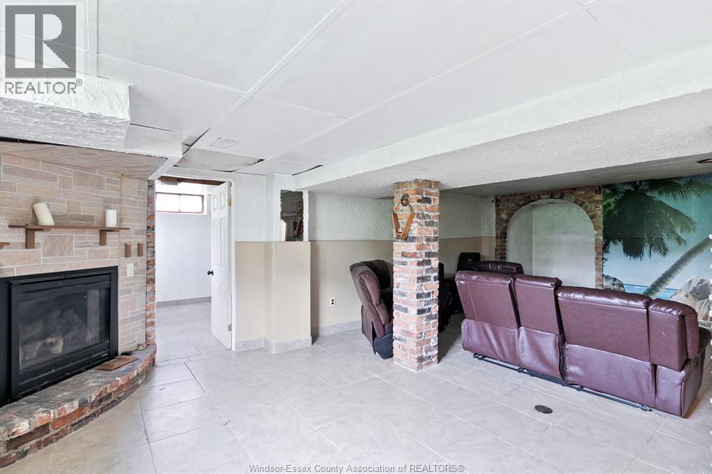 3200 Longfellow Avenue Property Photo 12