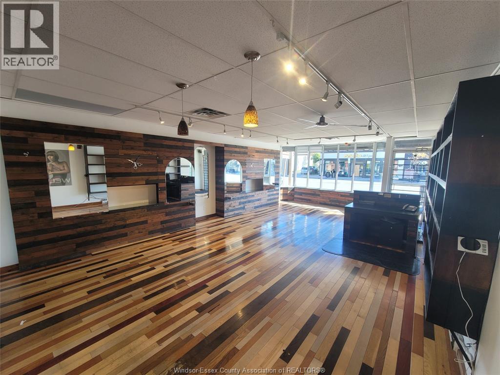 4776 Wyandotte Street East Property Photo 20