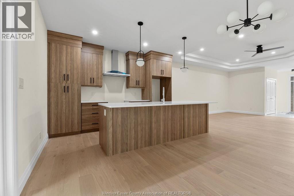 476 Railway Avenue Property Photo 6