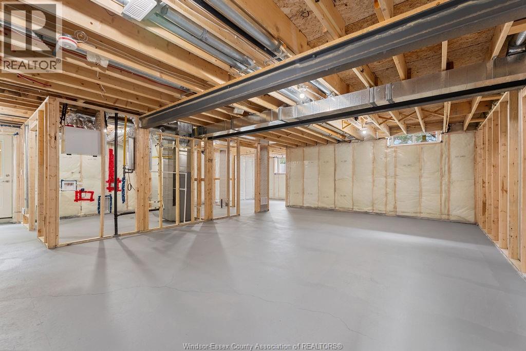 476 Railway Avenue Property Photo 14