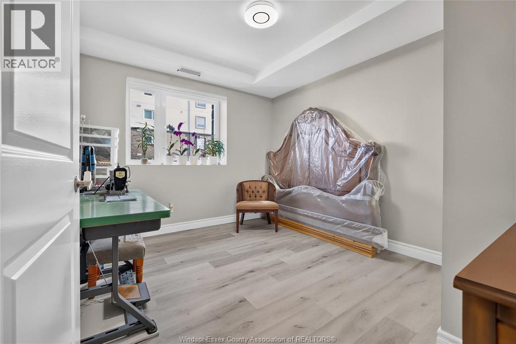 1611 Banwell Road Unit# 120 Property Photo 16
