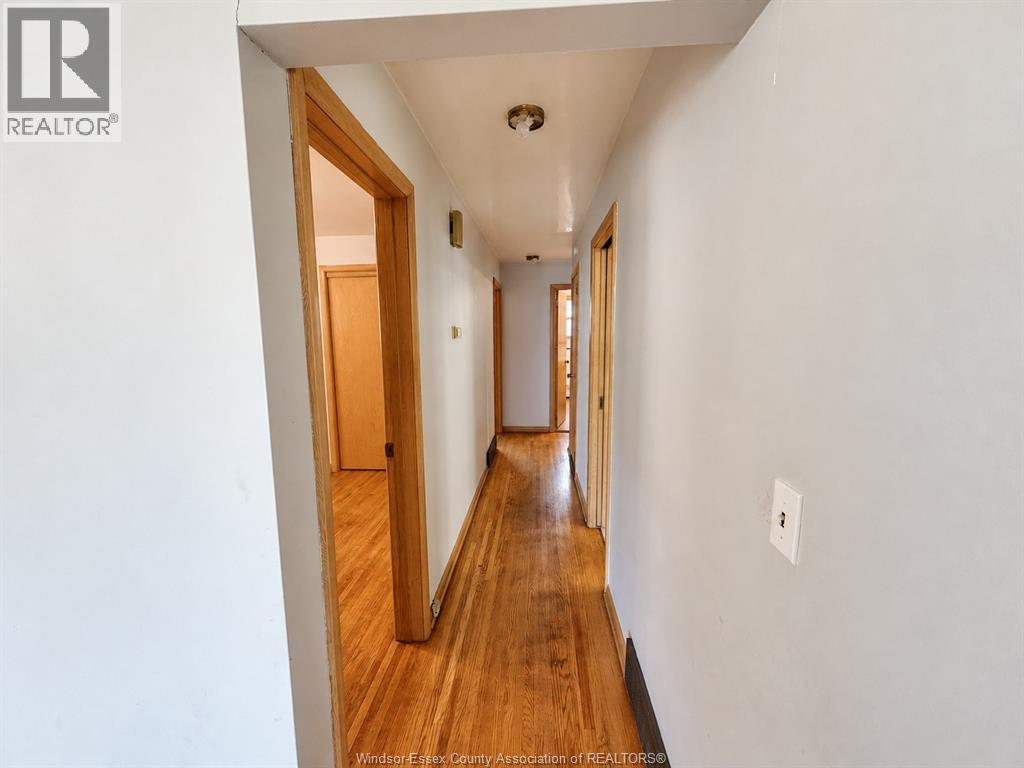 1425 Giles Boulevard East Property Photo 11