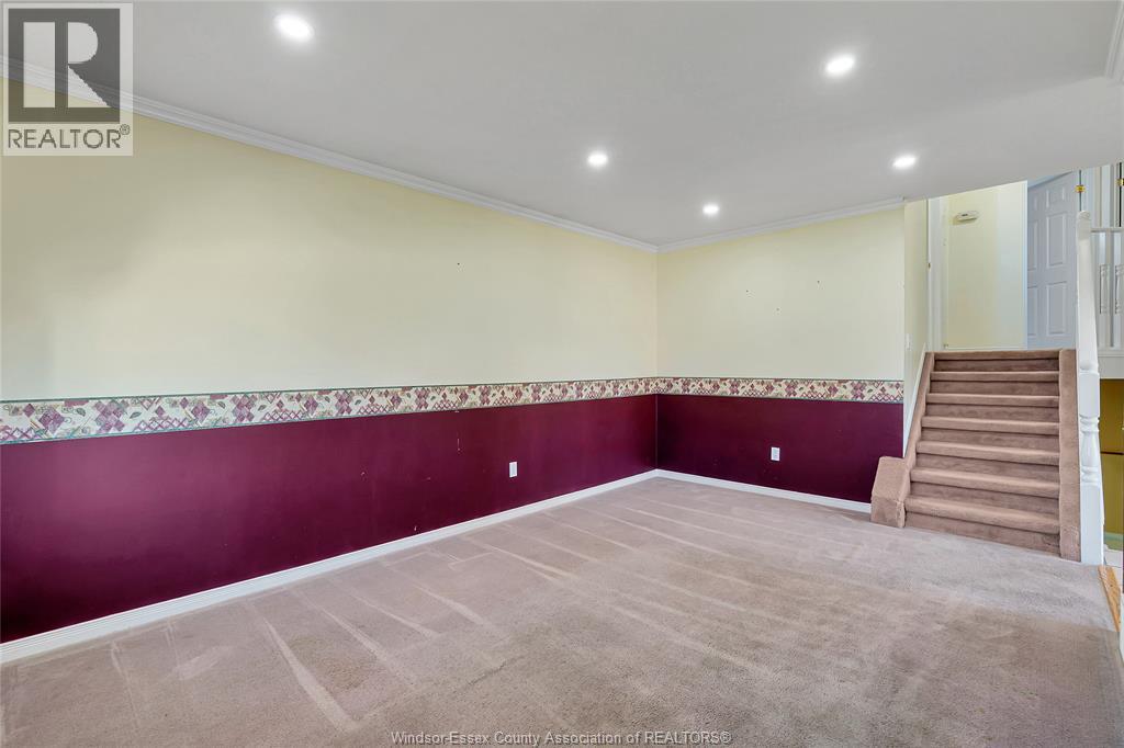 1589 Blairwood Crescent Unit# House Property Photo 3