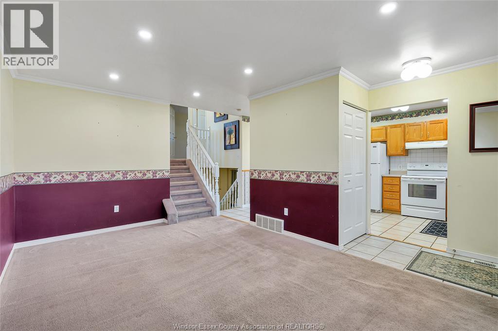 1589 Blairwood Crescent Unit# House Property Photo 4