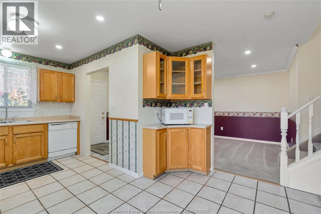 1589 Blairwood Crescent Unit# House Property Photo 9