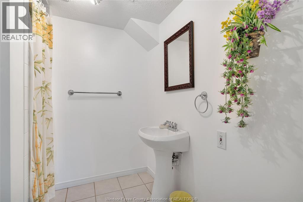 1589 Blairwood Crescent Unit# House Property Photo 16