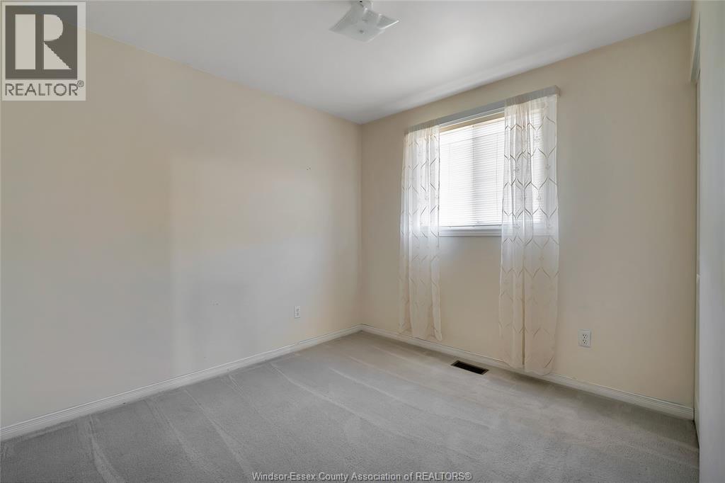 1589 Blairwood Crescent Unit# House Property Photo 18