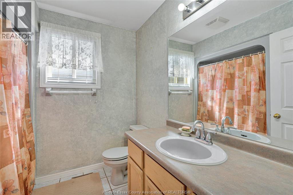 1589 Blairwood Crescent Unit# House Property Photo 21
